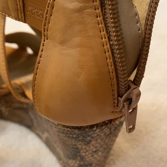 Kenneth Cole Genuine Leather wedges - Picture 11 of 13